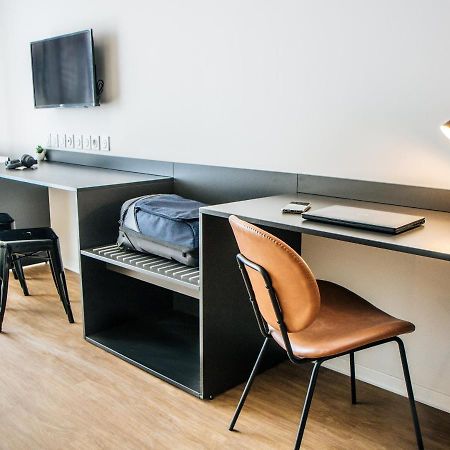 Twenty Business Flats Beziers Aparthotel Екстериор снимка