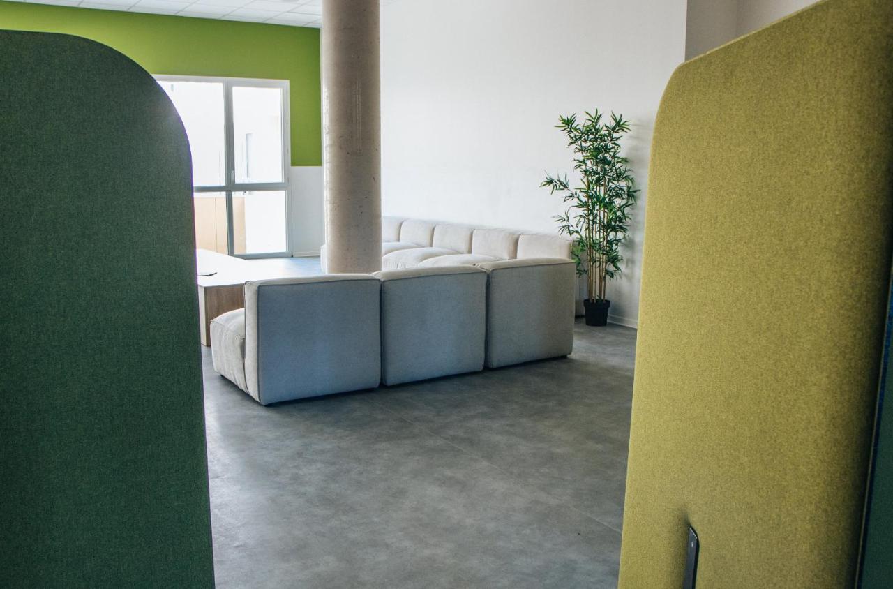 Twenty Business Flats Beziers Aparthotel Екстериор снимка